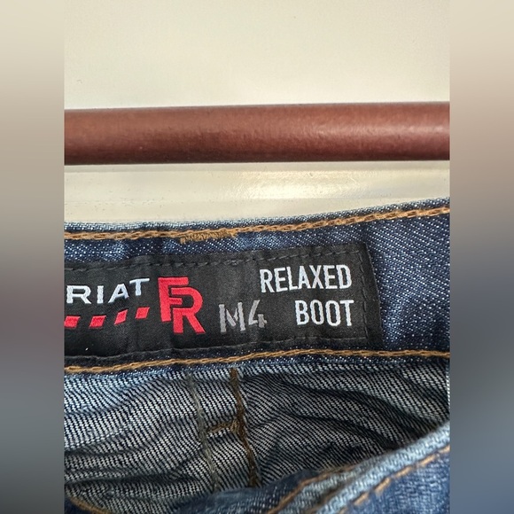 Ariat M4 Relaxed Bootcut Jeans in Blue - Picture 3 of 4